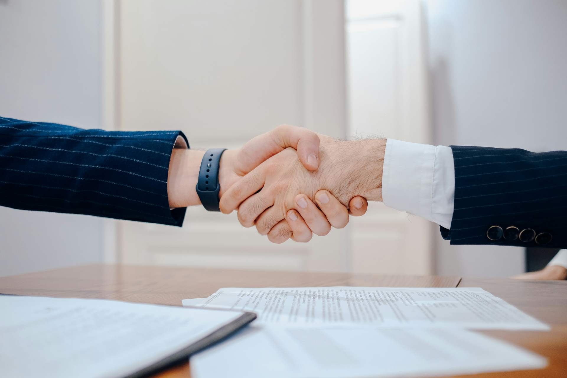 hand-shake
